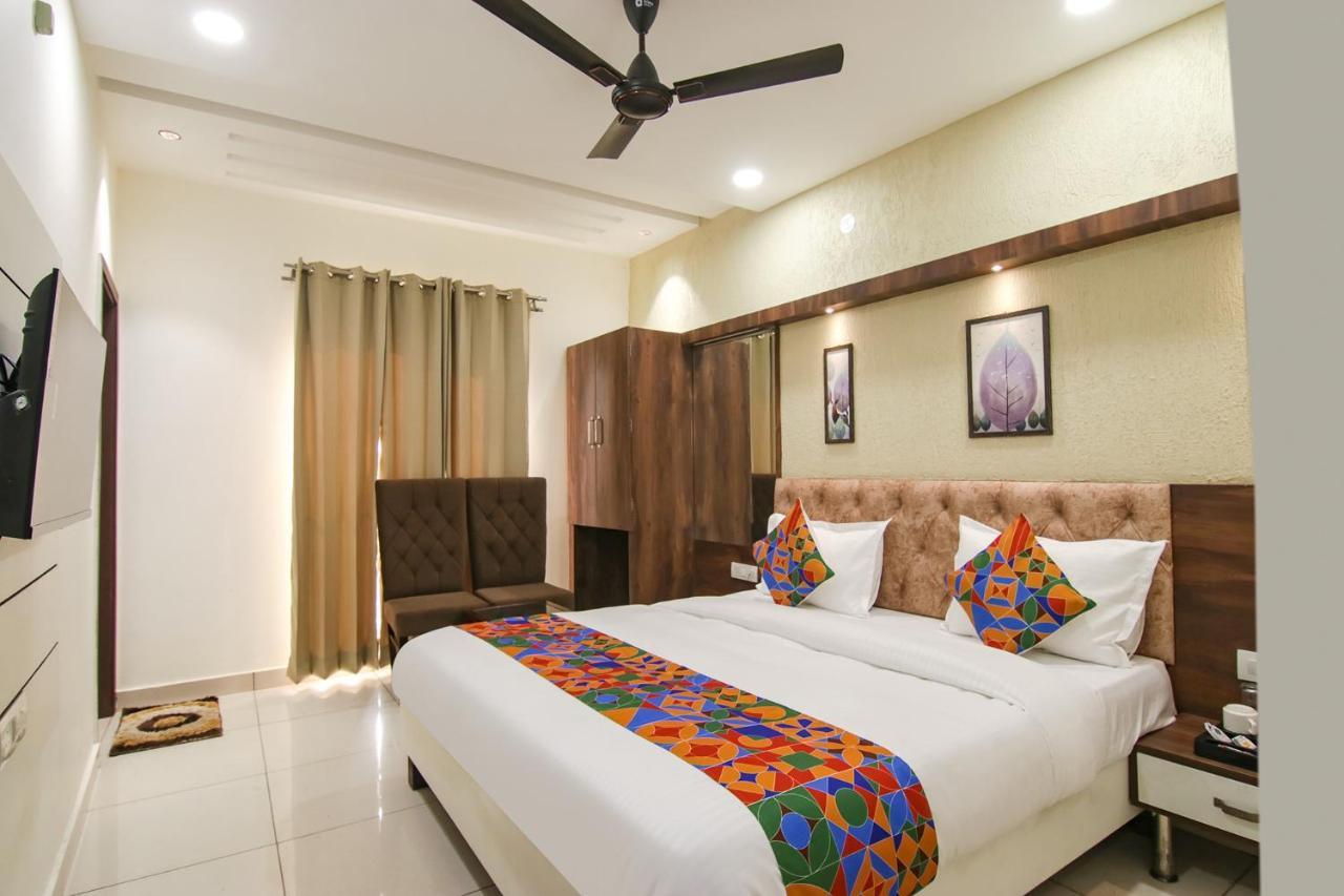 Fabhotel Spring Amritsar Esterno foto